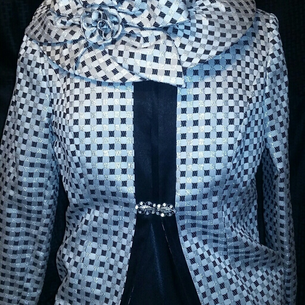 Stunning 4 pc set